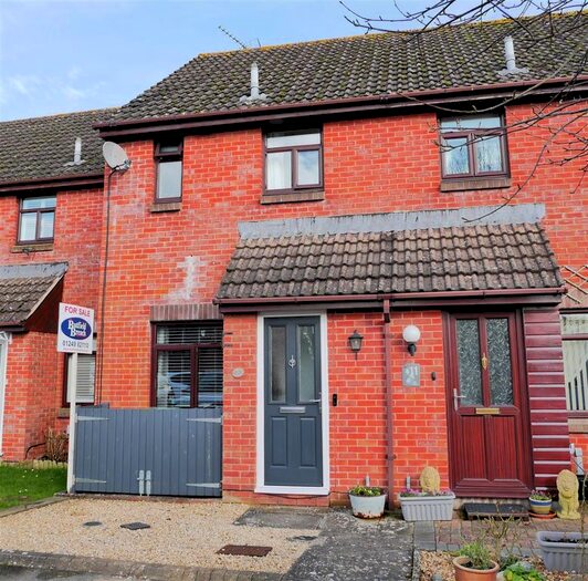 2 Bedroom Terraced House For Sale In Tyning Park, Calne, SN11