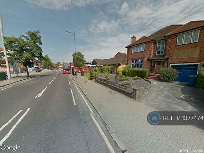 2 Bedroom Flat To Rent In Pinner, London, HA5