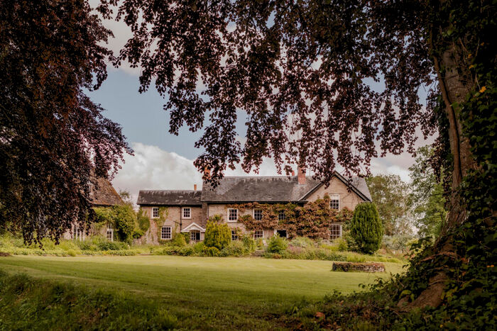10 Bedroom Detached House For Sale In Bronllys Castle, Bronllys, Powys, LD3