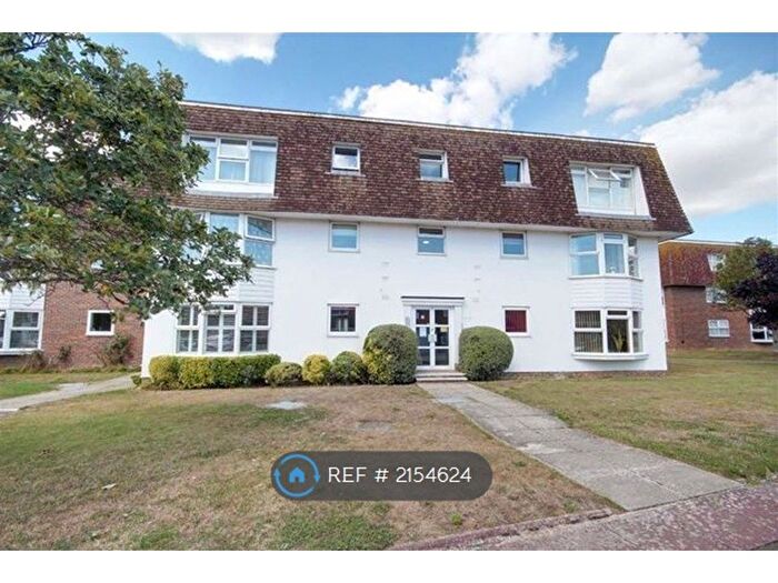 2 Bedroom Flat To Rent In Greystone Avenue, Worthing, BN13