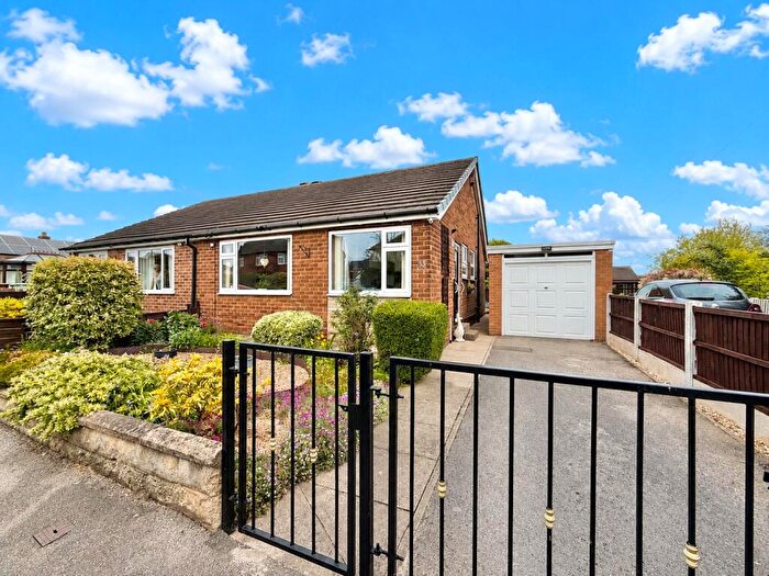 2 Bedroom Bungalow For Sale In Spibey Lane, Rothwell, LS26