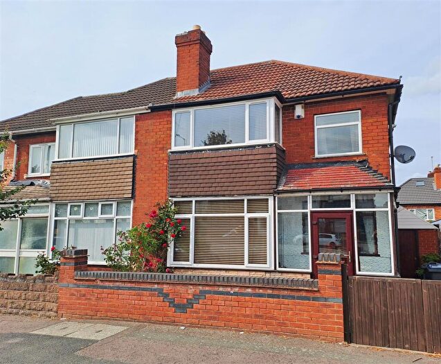 3 Bedroom Semi-Detached House For Sale In Bordesley Green East, Stechford, Birmingham, B33