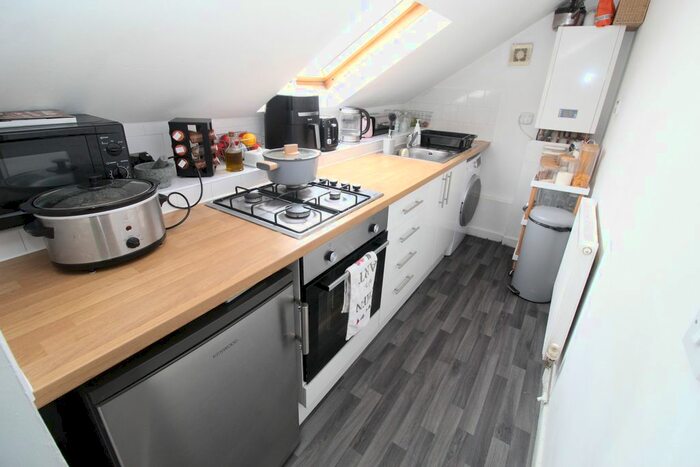 1 Bedroom Flat To Rent In Heol Y Nant, Rhiwbina, Cardiff, CF14