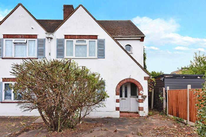 3 Bedroom Semi-Detached House For Sale In Church Hill Road, Cheam, Sutton, SM3