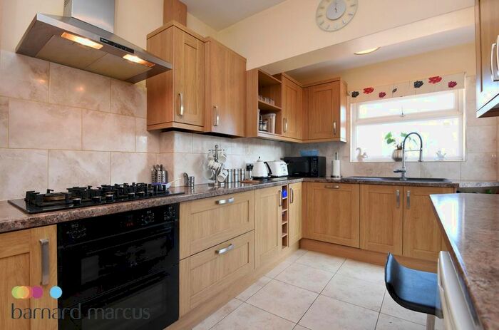 4 Bedroom Property To Rent In Chilmark Gardens, New Malden KT3