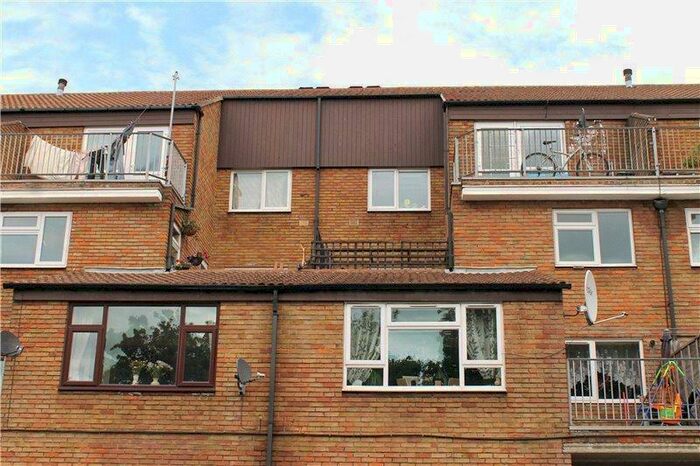 1 Bedroom Flat To Rent In Ebbsfleet Walk, Northfleet, Gravesend, DA11