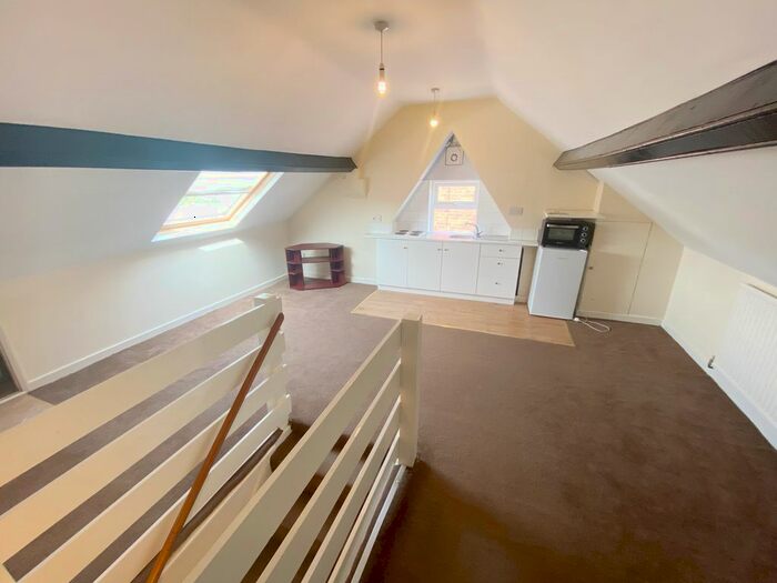 Studio To Rent In Station Road, Kiveton Park, Sheffield, S26