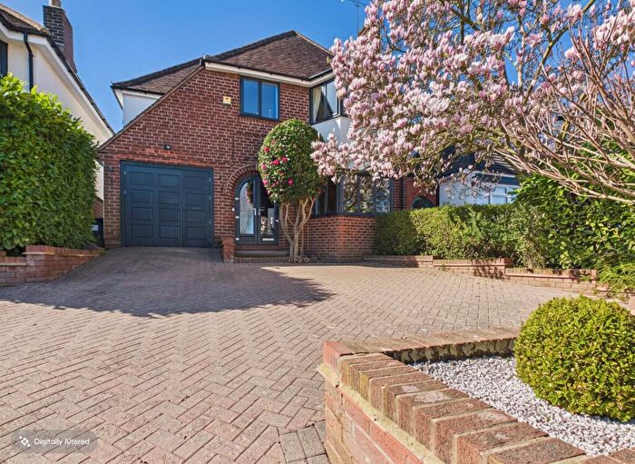 5 Bedroom Detached House For Sale In Eachelhurst Road, Walmley, Sutton Coldfield, B76