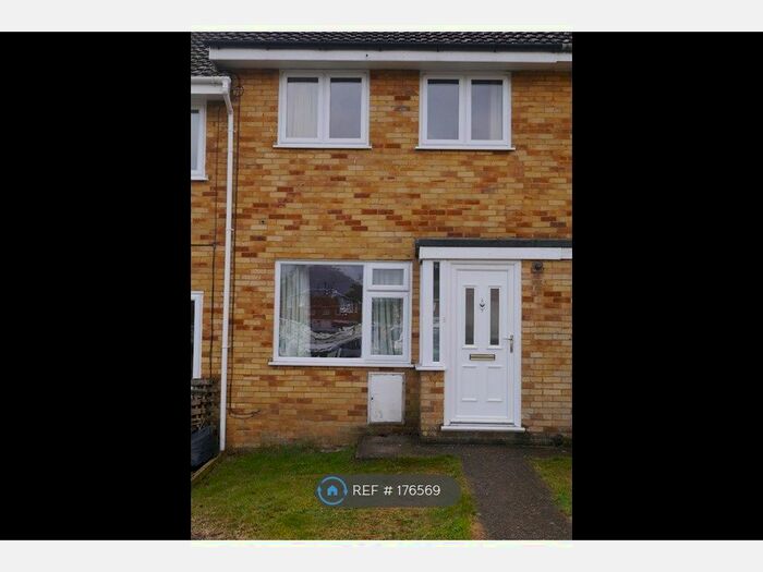 2 Bedroom Terraced House To Rent In Bargrove Road, Maidstone, ME14