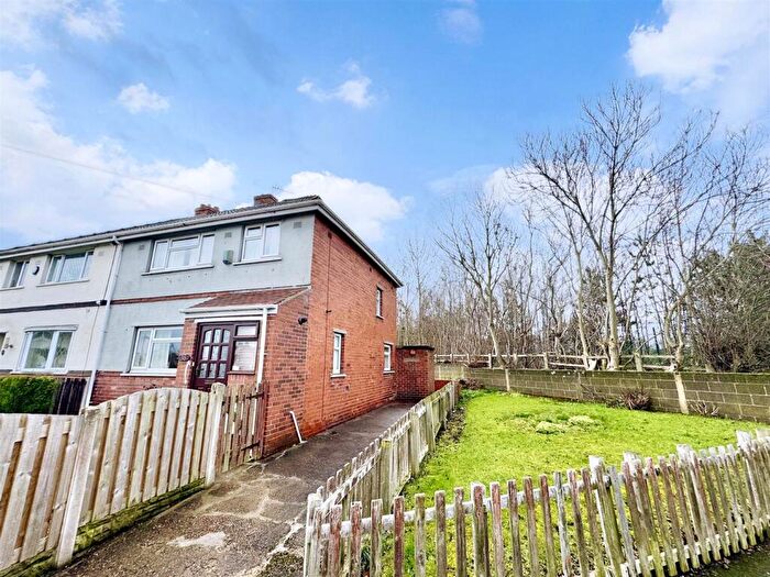3 Bedroom Semi Detached House For Sale In Birthwaite Road, Darton, Barnsley, S75