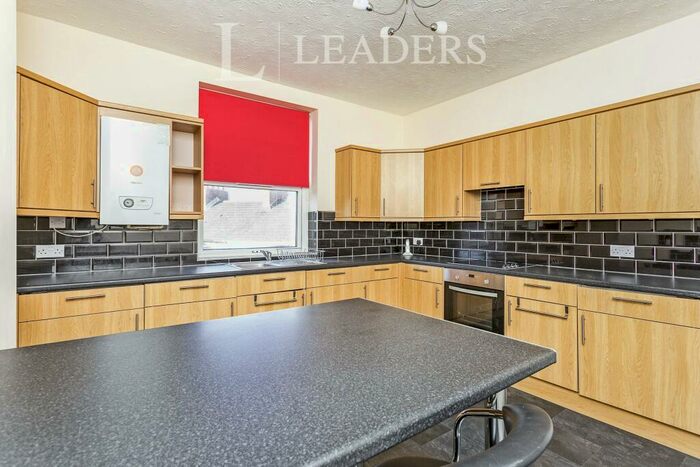 2 Bedroom Flat To Rent In Marmion Road, Southsea, PO5