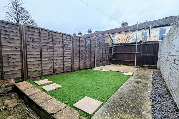 2 Bedroom Terraced House For Sale In Anns Hill Road, Gosport, PO12