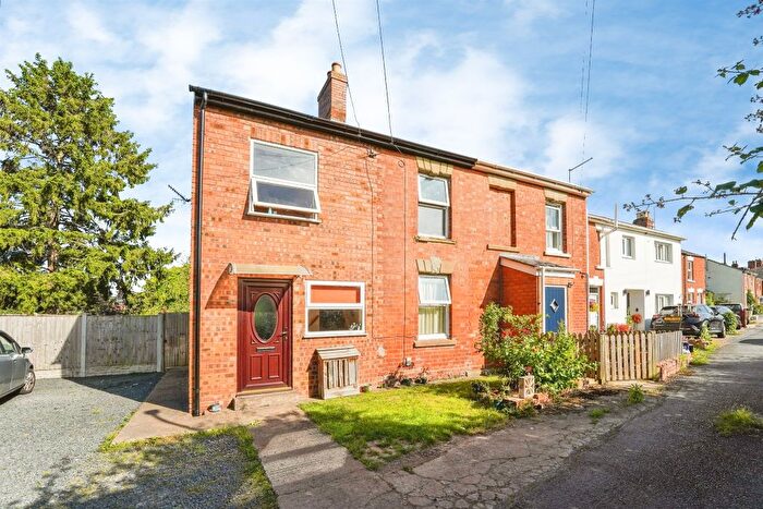 3 Bedroom Semi-Detached House For Sale In Dukes Way, Malvern, WR14