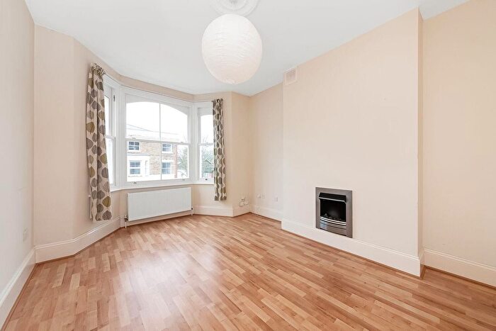 2 Bedroom Flat For Sale In Camden Hill Road, Crystal Palace, London, SE19