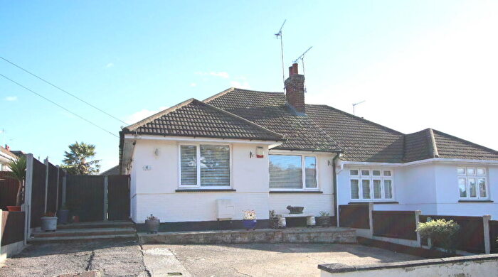 2 Bedroom Bungalow For Sale In Slade Road, Holland On Sea, CO15