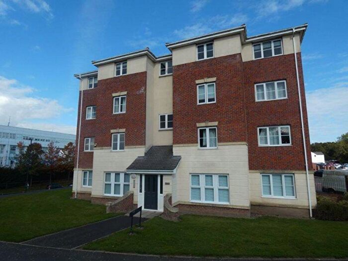 2 Bedroom Flat For Sale In Regency Apartments, Killingworth, Newcastle Upon Tyne, NE12