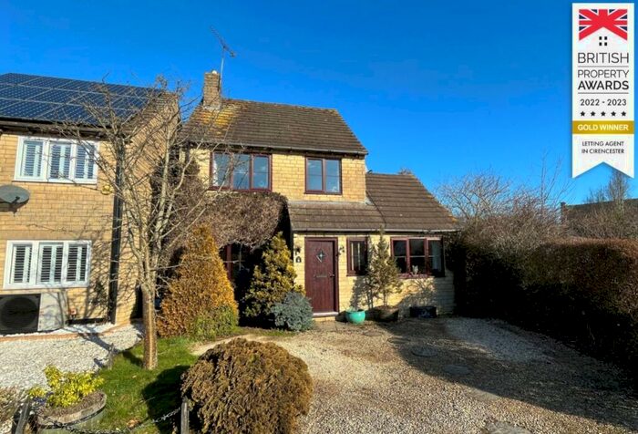 4 Bedroom Detached House To Rent In Tayler Road, Northleach, GL54