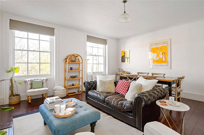 2 Bedroom Apartment To Rent In Myddelton Square, Angel, Islington, London, EC1R