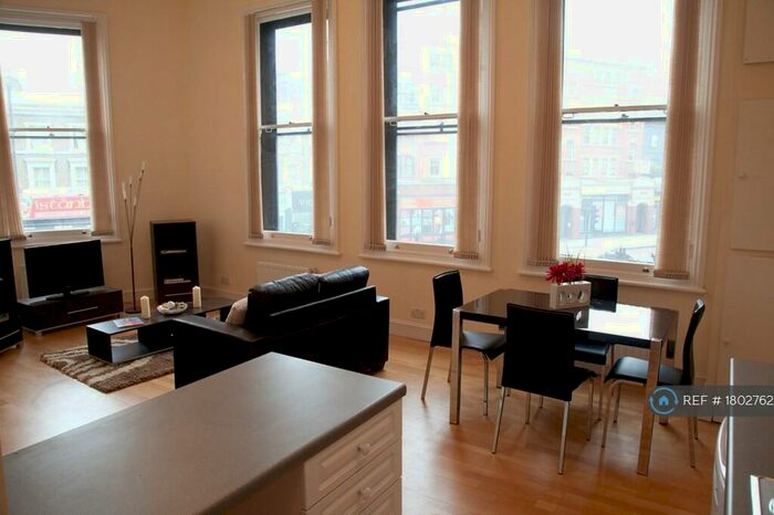 1 Bedroom Flat To Rent In London City House, London, EC1V