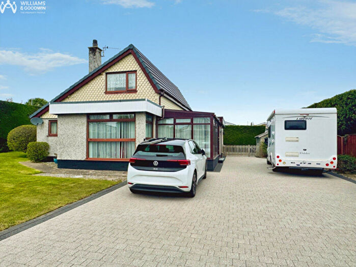 3 Bedroom Detached House For Sale In Ffordd Pendyffryn, Valley, Anglesey, LL65