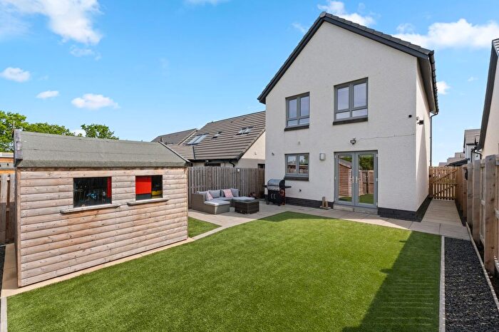 3 Bedroom Property For Sale In Forth Crescent, Bo'ness, EH51