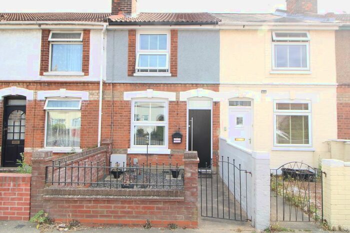 2 Bedroom Terraced House To Rent In Fingringhoe Road, Colchester, CO2
