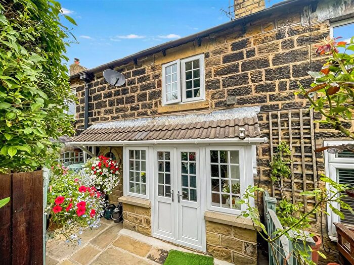 3 Bedroom Terraced House For Sale In Ninevah Cottages, Badsworth, WF9