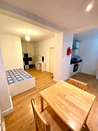 Studio To Rent In Aynhoe Road, London, W14
