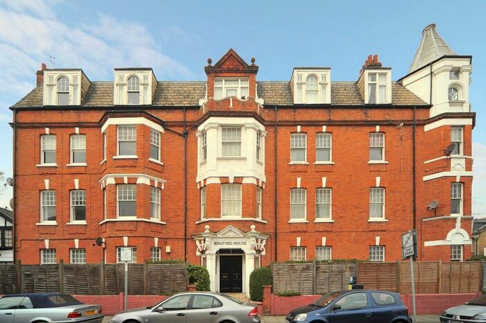 4 Bedroom Flat To Rent In Ringford House, West Hill, London, SW18