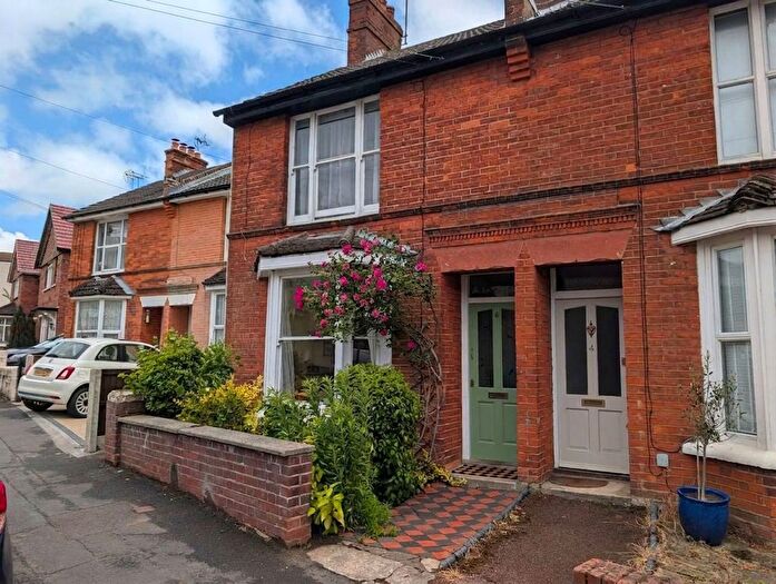 2 Bedroom Semi Detached House For Sale In Eastern Avenue, Ashford, TN23
