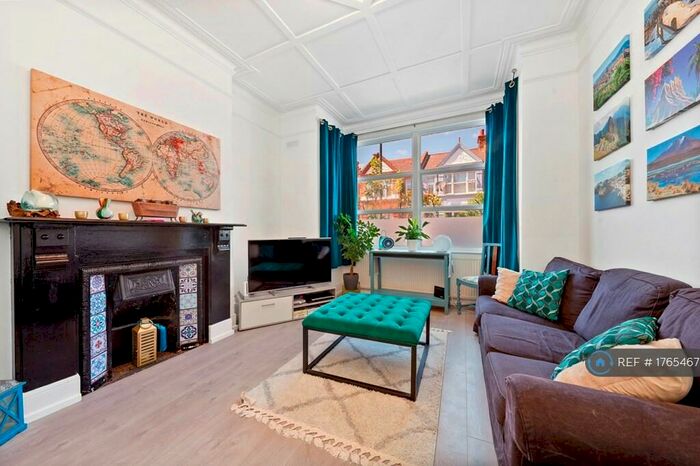 2 Bedroom Flat To Rent In Clifford Gdns, London, NW10