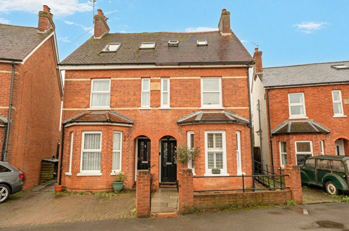 4 Bedroom Semi Detached House For Sale In Hilden Park Road, Hildenborough, TN11