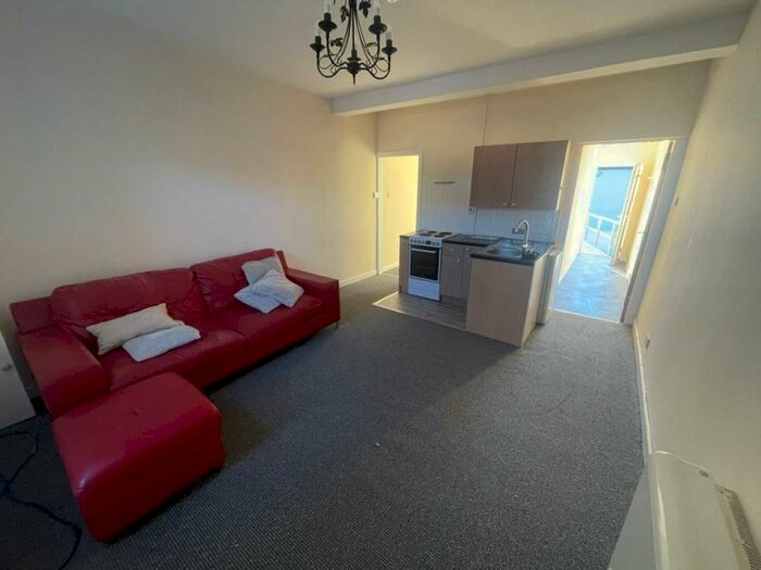 Terraced House To Rent In Barnsley Road, Goldthorpe, S63