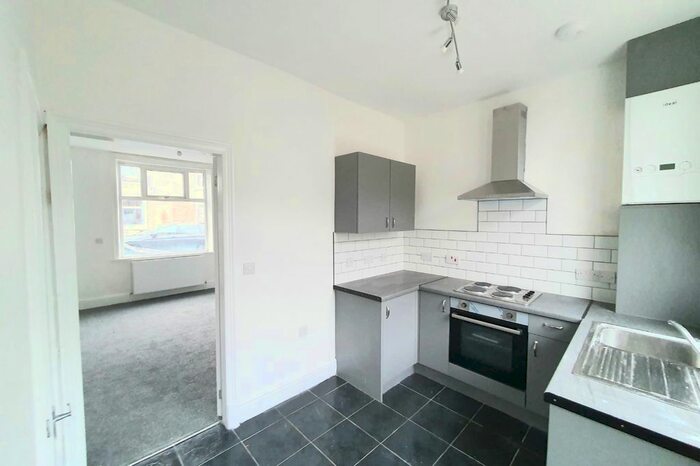 2 Bedroom Terraced House To Rent In Lower East Avenue, Barnoldswick, Lancashire, BB18