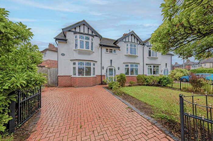4 Bedroom Semi-Detached House For Sale In Eleanor Crescent, Newcastle, ST5