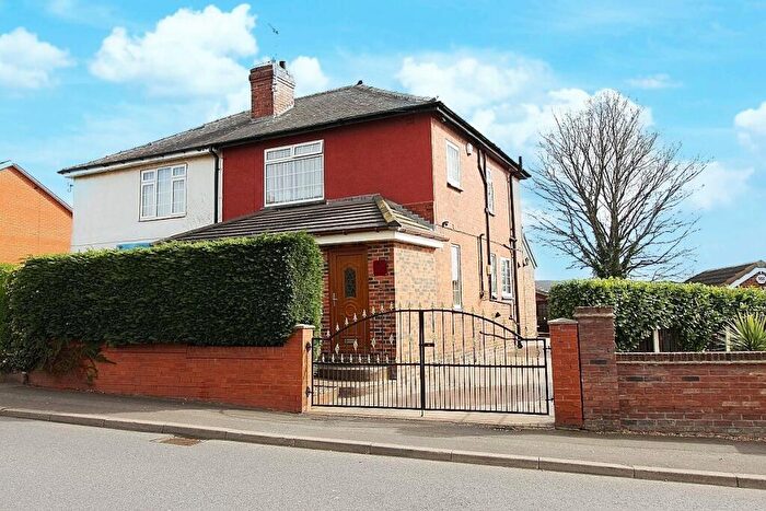 3 Bedroom Semi-Detached House For Sale In Bonet Lane, Brinsworth, Rotherham, S60