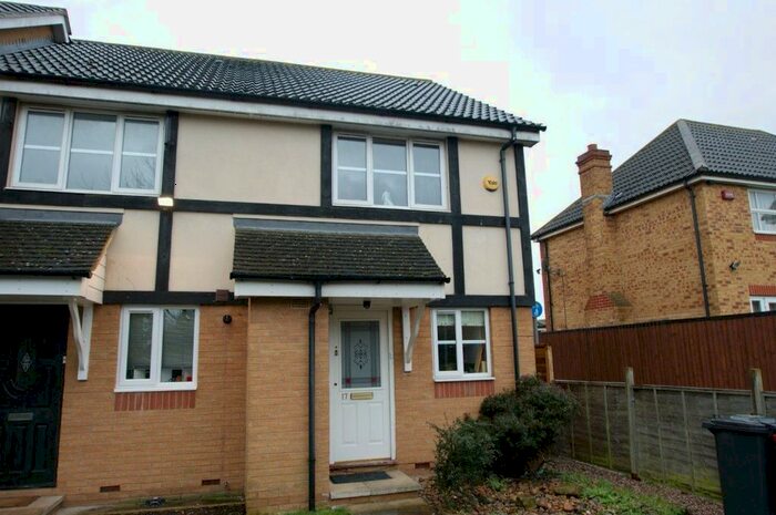 2 Bedroom Property To Rent In Ferrers Close, Cippenham, Slough SL1