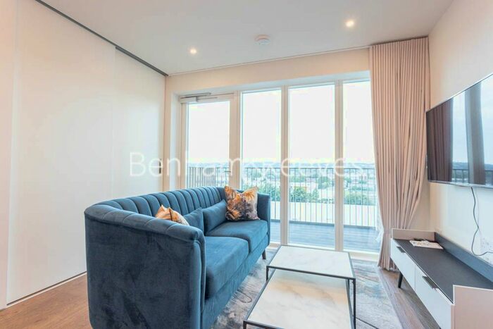 1 Bedroom Flat To Rent In Mary Neuner Road, Highgate, N8