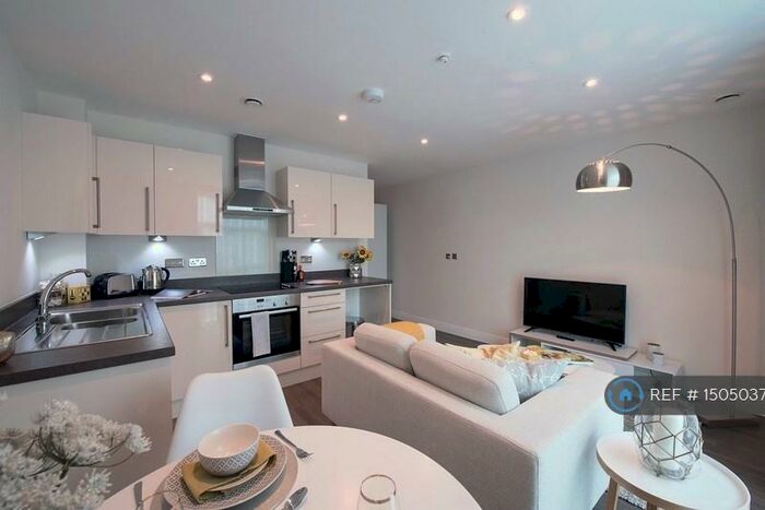 Studio To Rent In Times Square, Welwyn Garden City, AL7