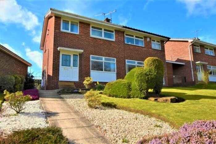 3 Bedroom Semi-Detached House To Rent In Greenacres, Hoyland, S74