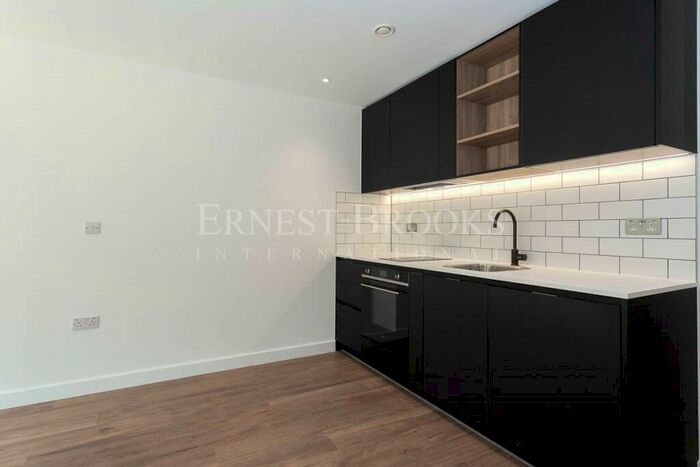 Apartment To Rent In Fermont House, Beaufort Park, Colindale, NW9