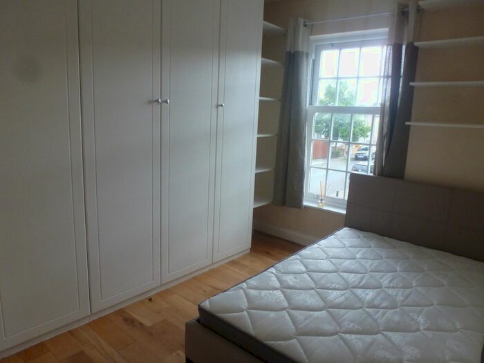 1 Bedroom Maisonette To Rent In Russell Road, London, SW19