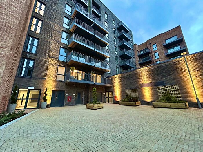 1 Bedroom Apartment To Rent In Canal Street, Campbell Park, Milton Keynes, MK9