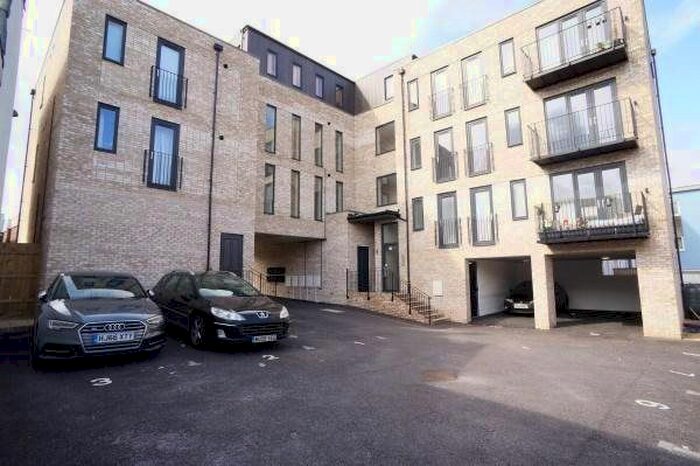 2 Bedroom Flat To Rent In Broad Street, Staple Hill, Bristol, BS16