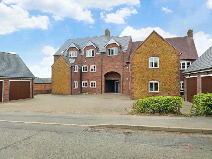 3 Bedroom Flat For Sale In Church Lane, East Haddon, NN6