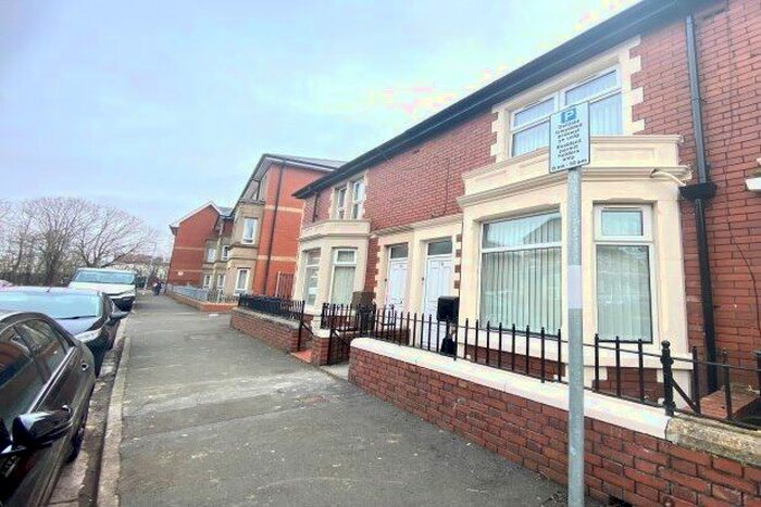 3 Bedroom Property To Rent In Clydach Street, Cardiff, CF11