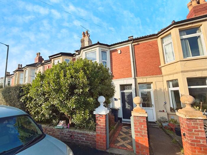 2 Bedroom Terraced House To Rent In Maple Road - Bishopston, BS7