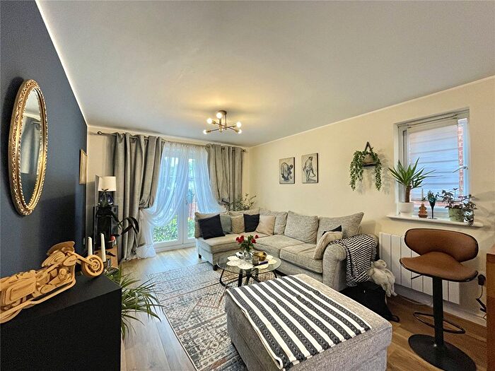 2 Bedroom Flat For Sale In St. Michaels View, Widnes, Cheshire, WA8
