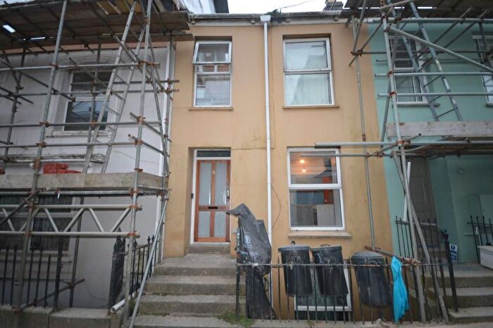 1 Bedroom Flat To Rent In Vernon Place, Falmouth, TR11