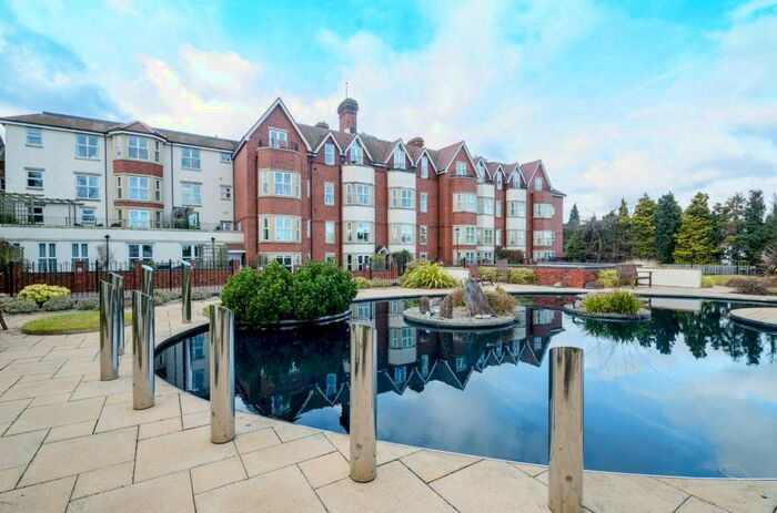 3 Bedroom Apartment To Rent In Royal Court Apartments, Lichfield Road, Sutton Coldfield, West Midlands, B74